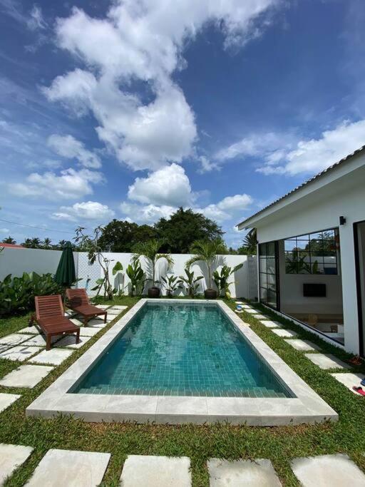 Allure Villa Cempaka Private Pool Kuantan Exterior photo